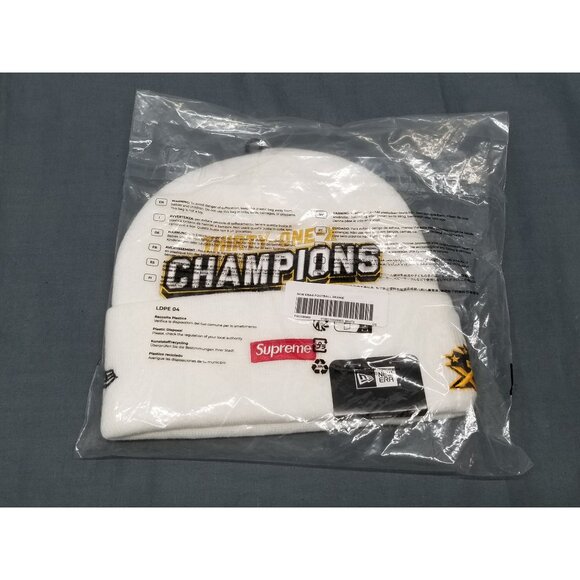 Supreme New Era Football Beanie (FW25) One Size BRAND NEW - Picture 2 of 3